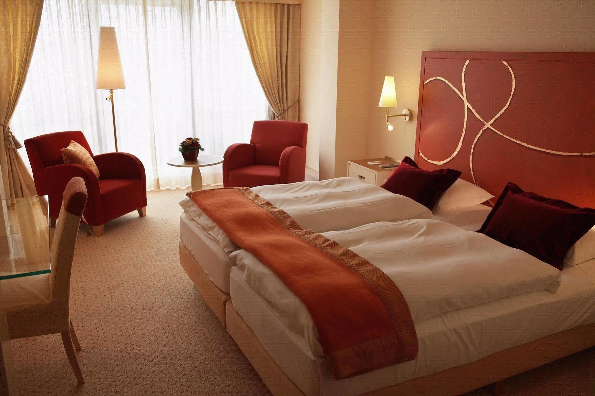 Casino 2000 - Adult Guests Only Hotel Mondorf-les-Bains Ngoại thất bức ảnh